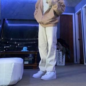 Meet your Posher, Josiah